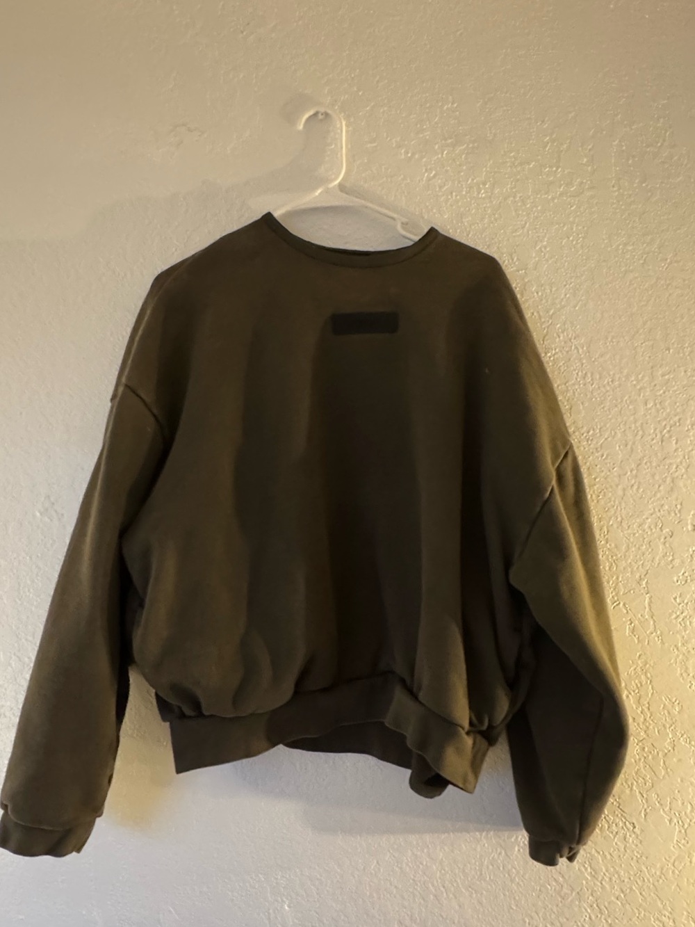 Essentials Crew Neck